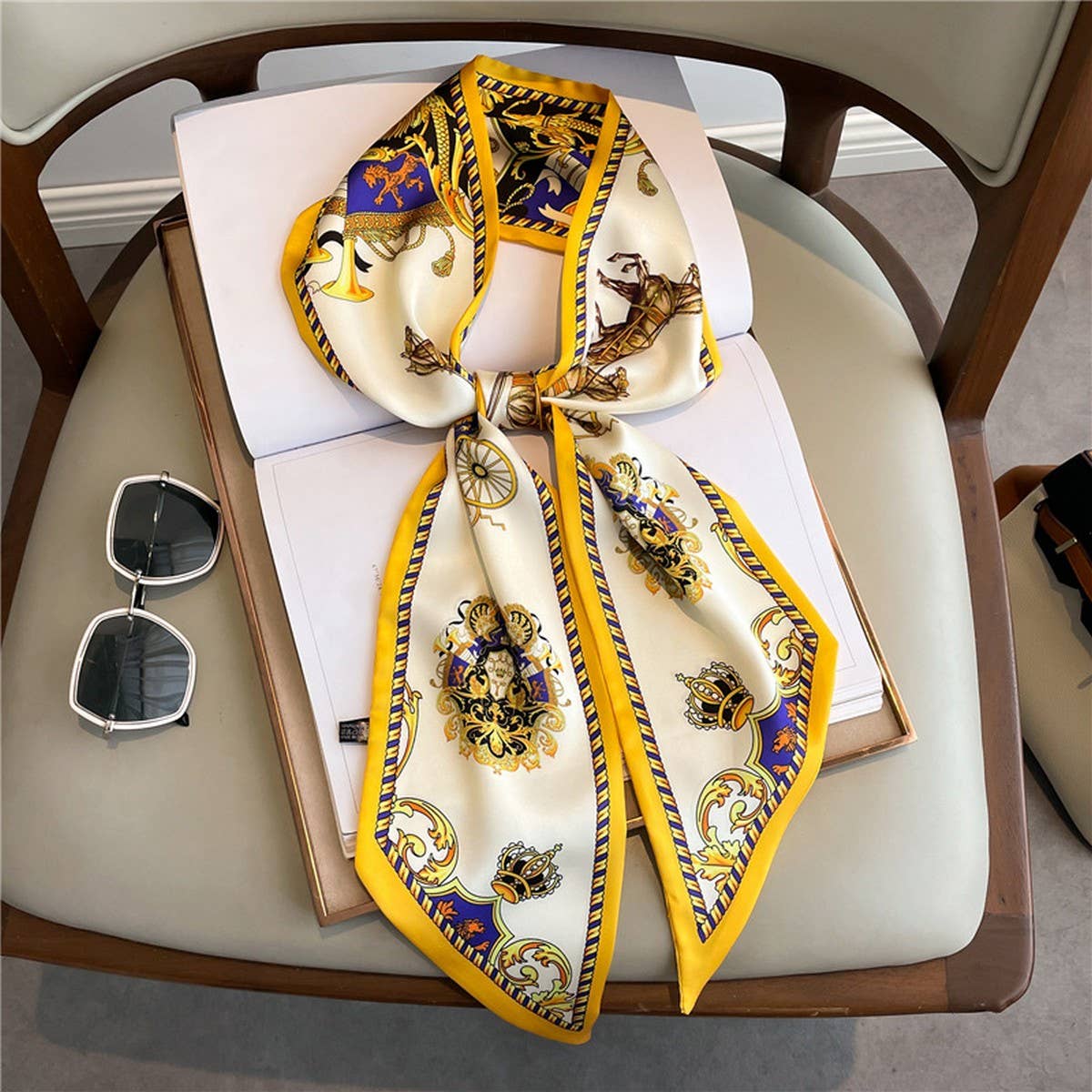 FASHIONABLE AND VERSATILE DOUBLE-LAYER HEAD SCARF_CWASC1513