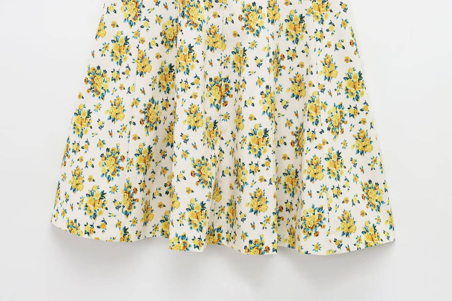 Fashionable floral printed poplin halter dress