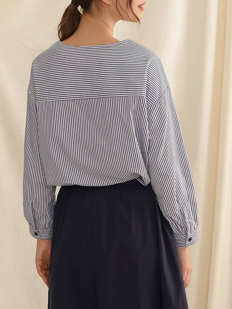 Commuter fold wear stripe long sleeve blouse