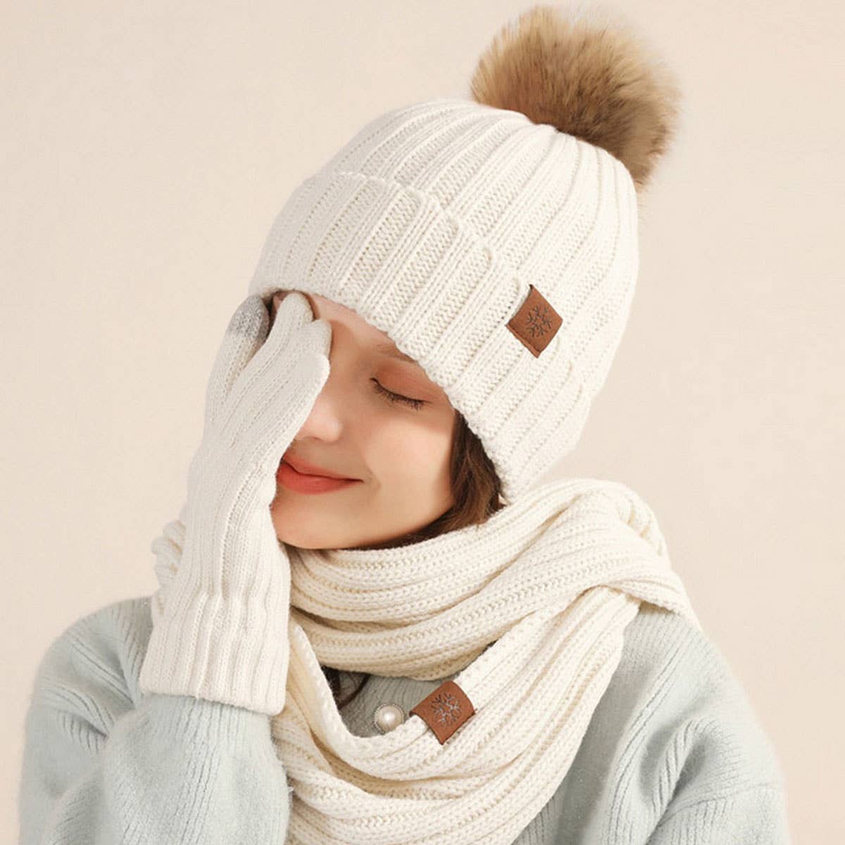 WINTER ADULT OUTDOOR WARM KNITTED SCARF SUIT WOMEN