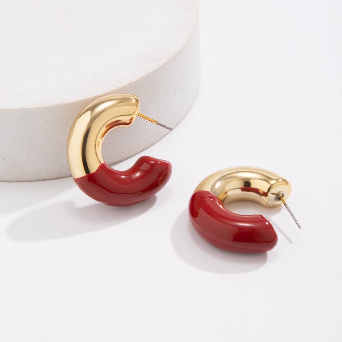 MINIMALIST AND PERSONALIZED MAILLARD RETRO EARRING