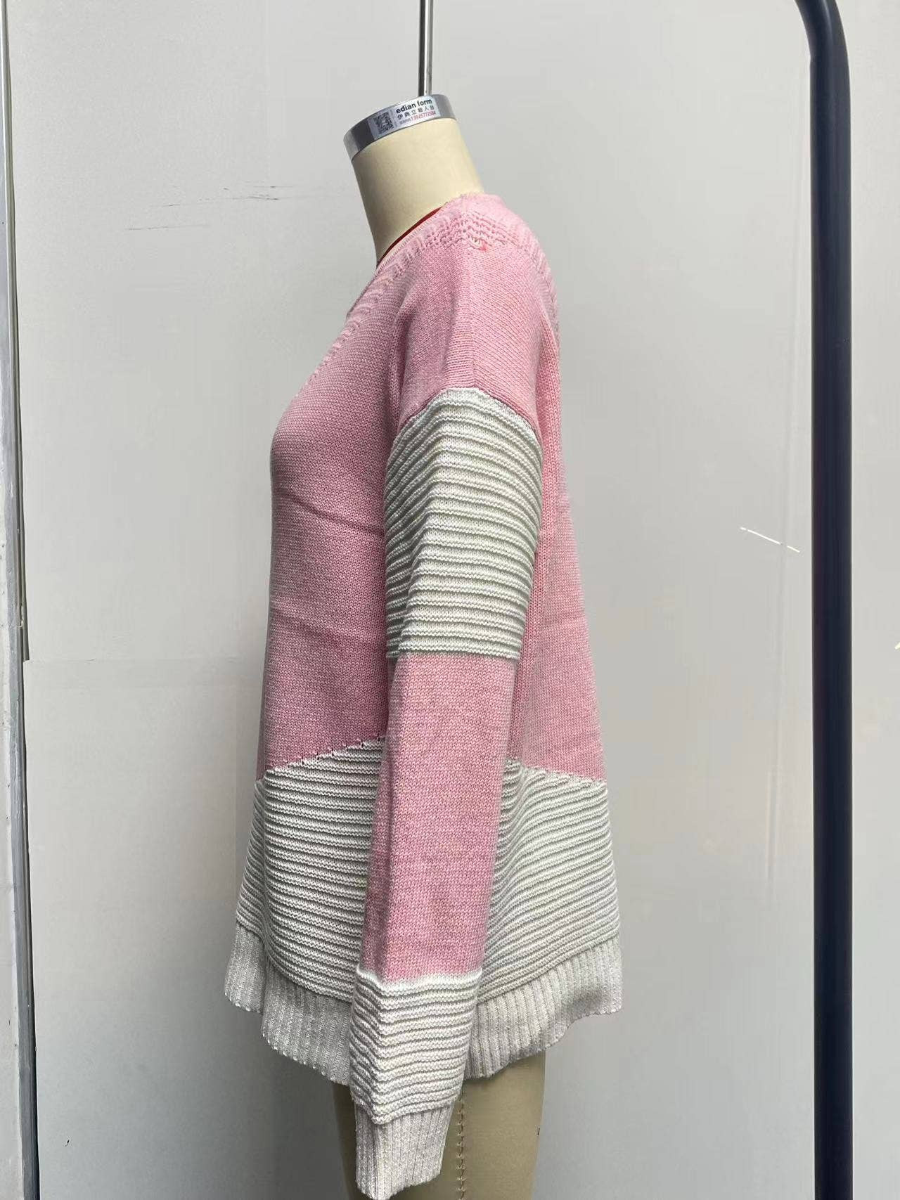 CREW-NECK COLOR MATCHING BASE PULLOVER SWEATER