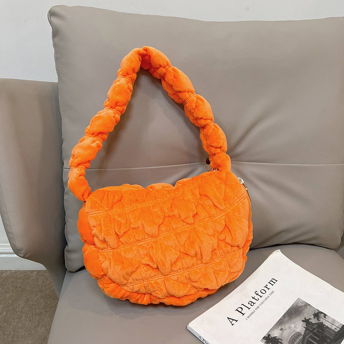 Velvet Fuzzy Puffy Cloud Shoulder Bag_CUAB00482