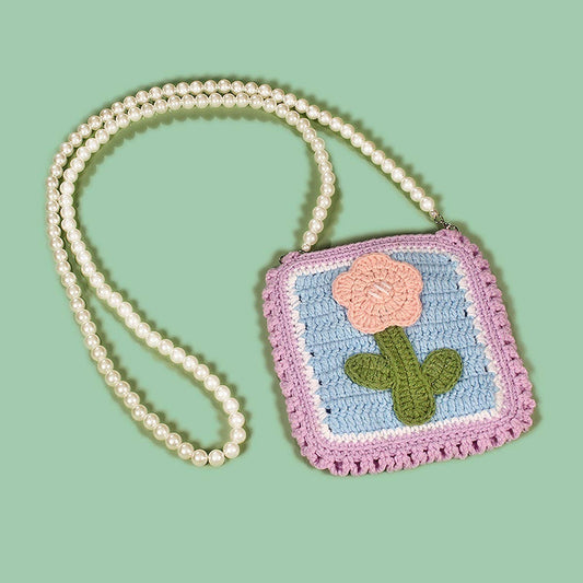 HAND-WOVEN NICHE PEARL CHAIN SMALL SQUARE BAG