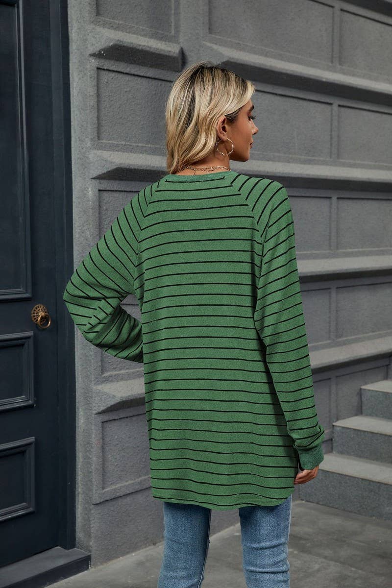 CWTBLL2360_STRIPED CONTRAST POCKET MID-LENGTH SWEATSHIRT