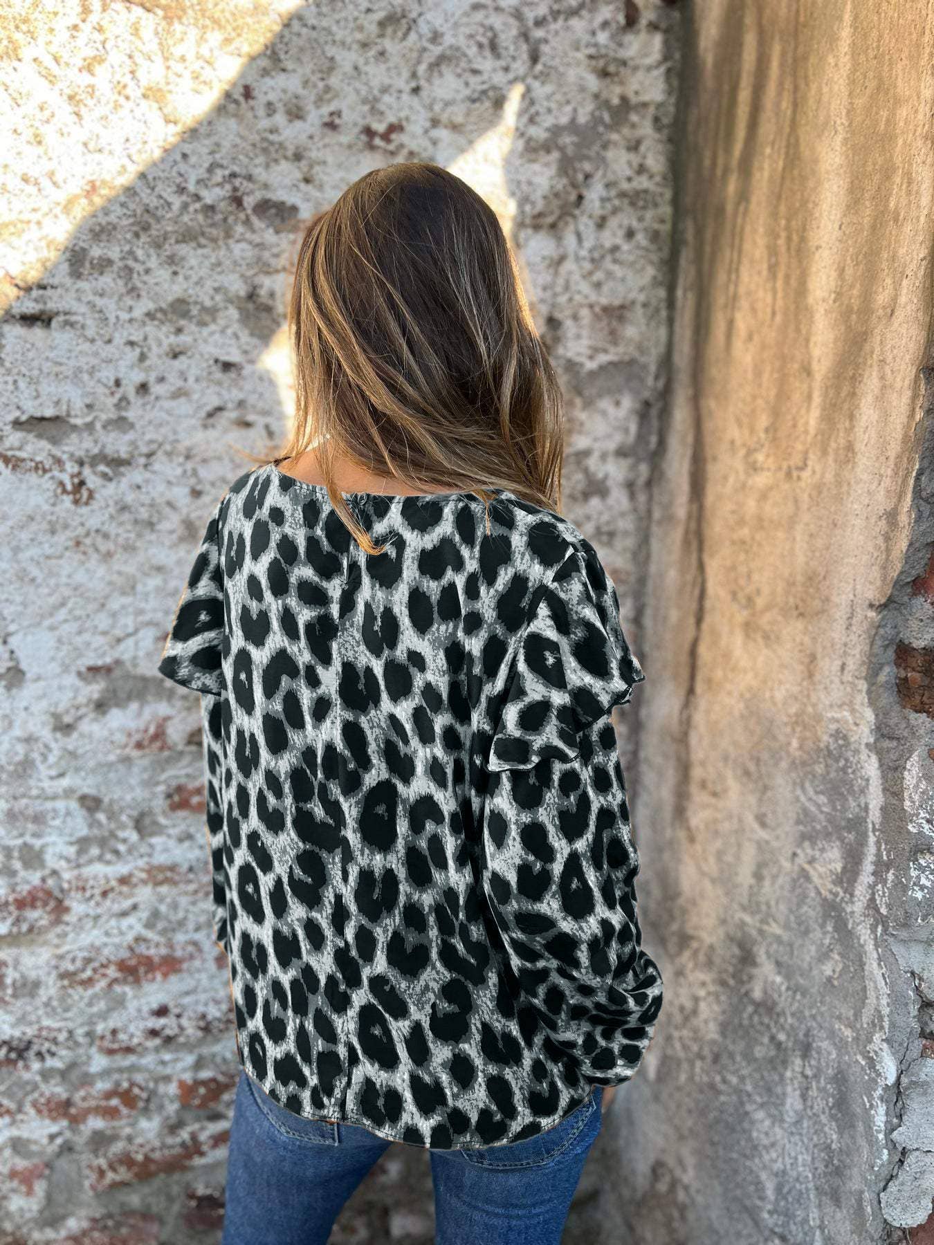 CHIFFON LEOPARD PRINT LONG-SLEEVED LOOSE T-SHIRT