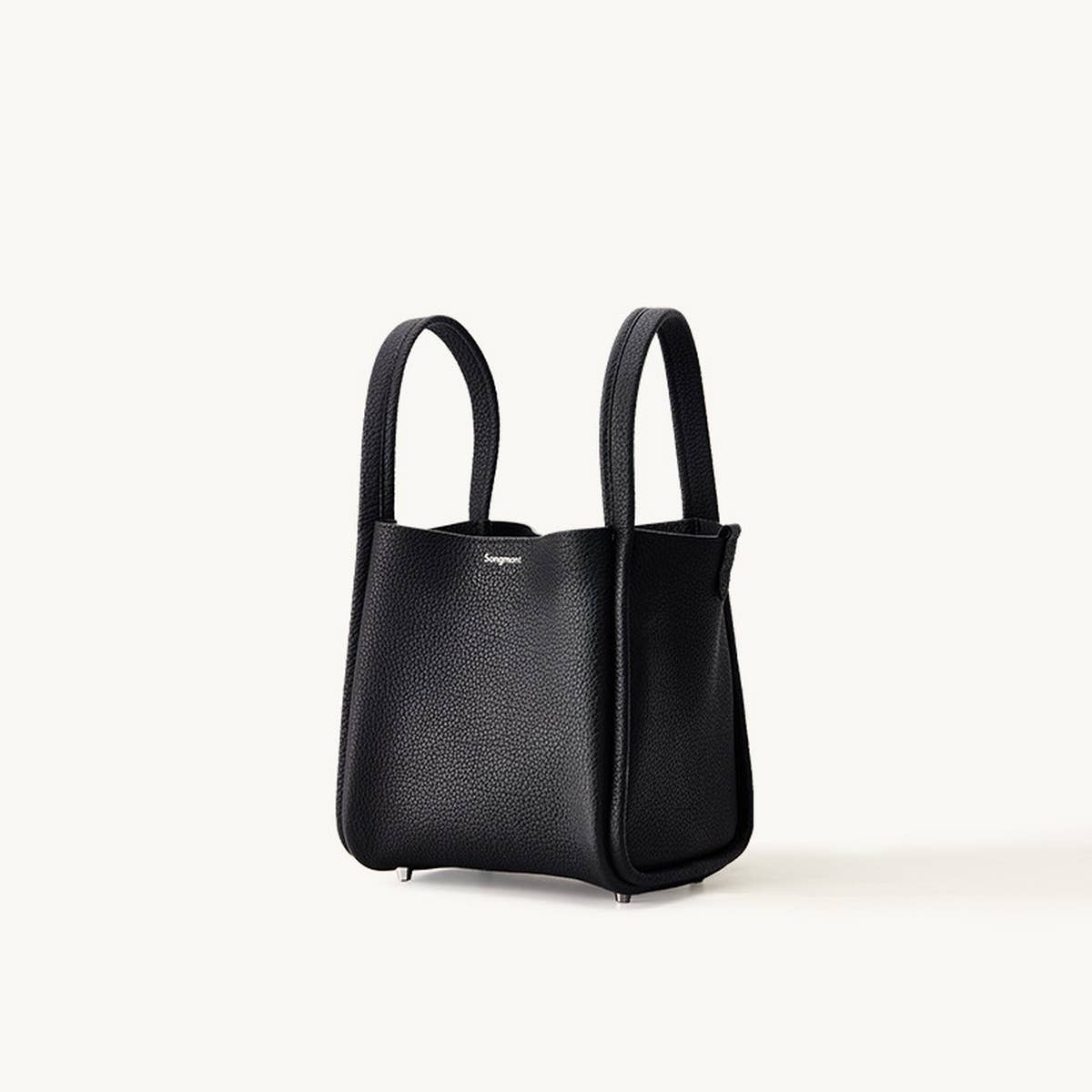 Medium Leather Bucket Tote ? Basket Style Bag_CWAB5335