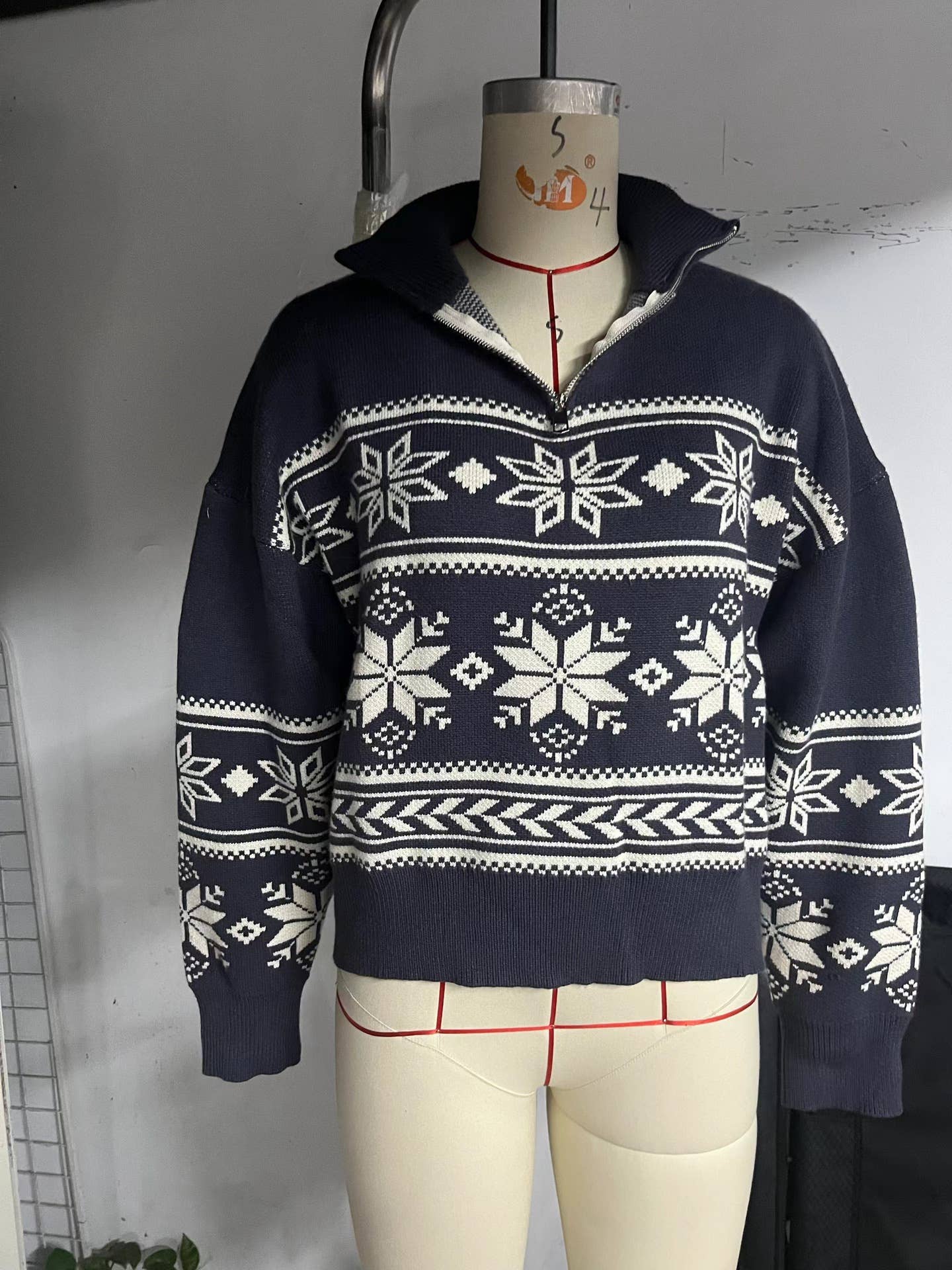 COMFORTABLE JACQUARD ZIPPER LONG-SLEEVED SWEATER