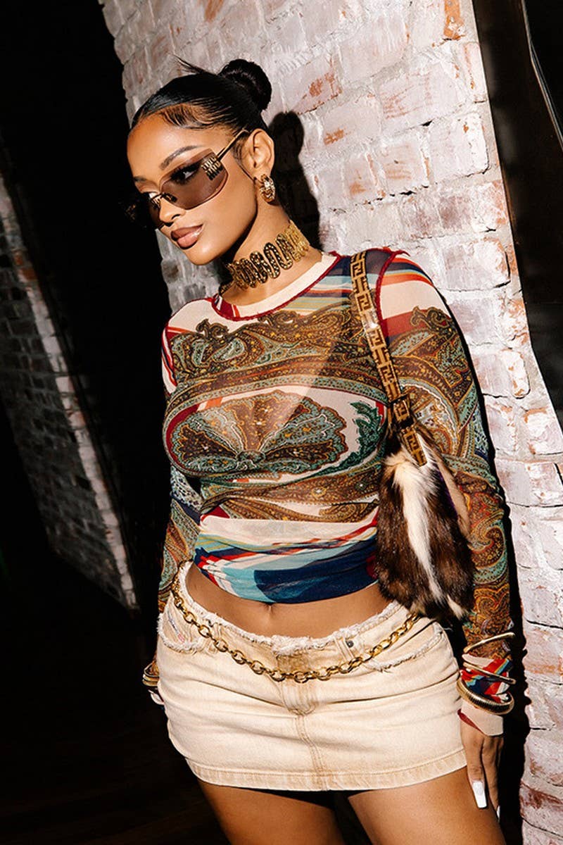 CWTTL2063_LONG-SLEEVED MESH ABSTRACT PRINT SLIM FIT T-SHIRT