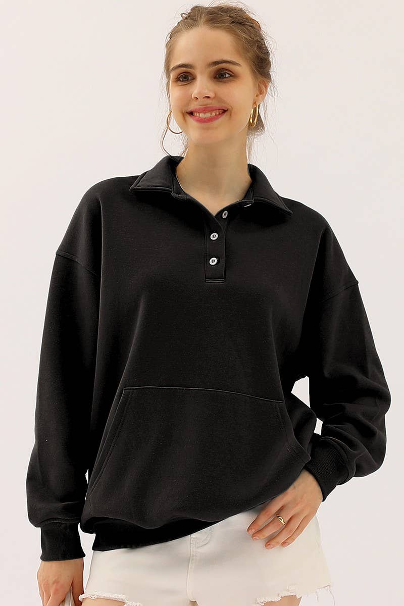 CWTTL904_BOTTON COLLAR SWEATSHIRT WITH KANGAROO POCKET