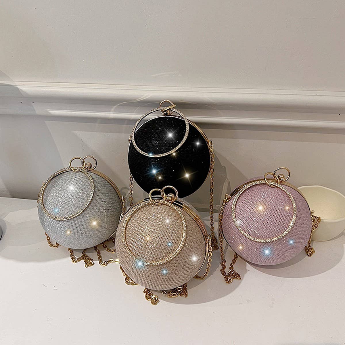 DIAMOND-STUDDED SPHERICAL  EVENING BAG CLUTCH _CWAB3247