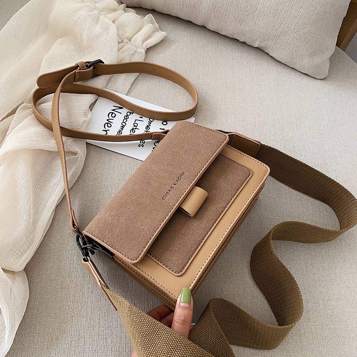 RETRO SMALL SQUARE HANDBAG SHOULDER BAG_CWAB1547