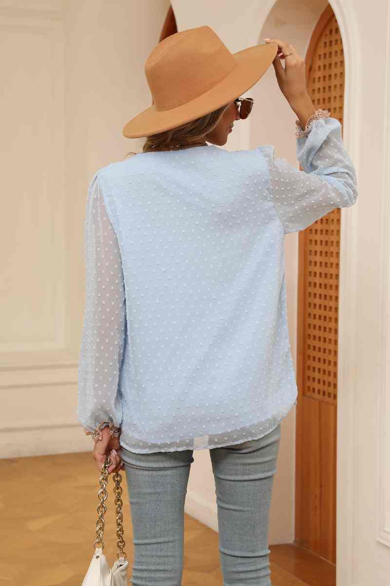 CWTBLL2831_FALL V-NECK LACE PATCHWORK LONG-SLEEVED TOP