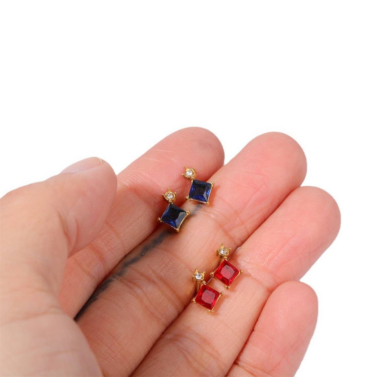 Simple opal zircon small bone stud earrings_CWMM5717