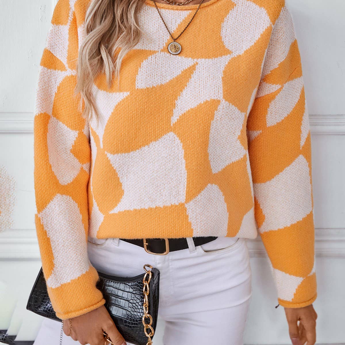 Color contrast crew neck pullover sweater