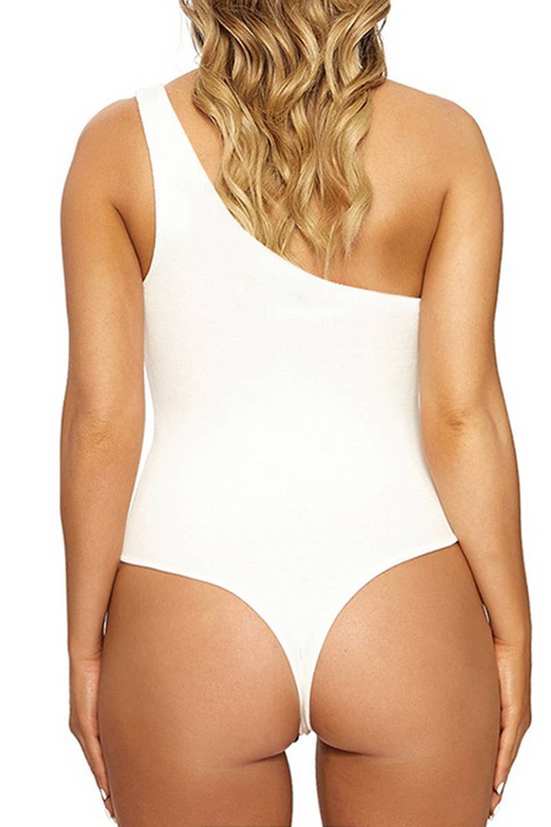 CWSBSSL0117_SLEEVELESS ONE-SHOULDER OPEN CROTCH BODYSUIT