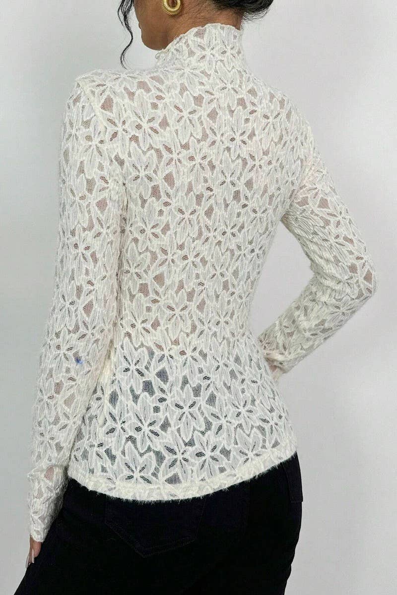 CWTBLL3915_LACE LETTUCE EDGE MOCK NECK SLIM FIT TEE