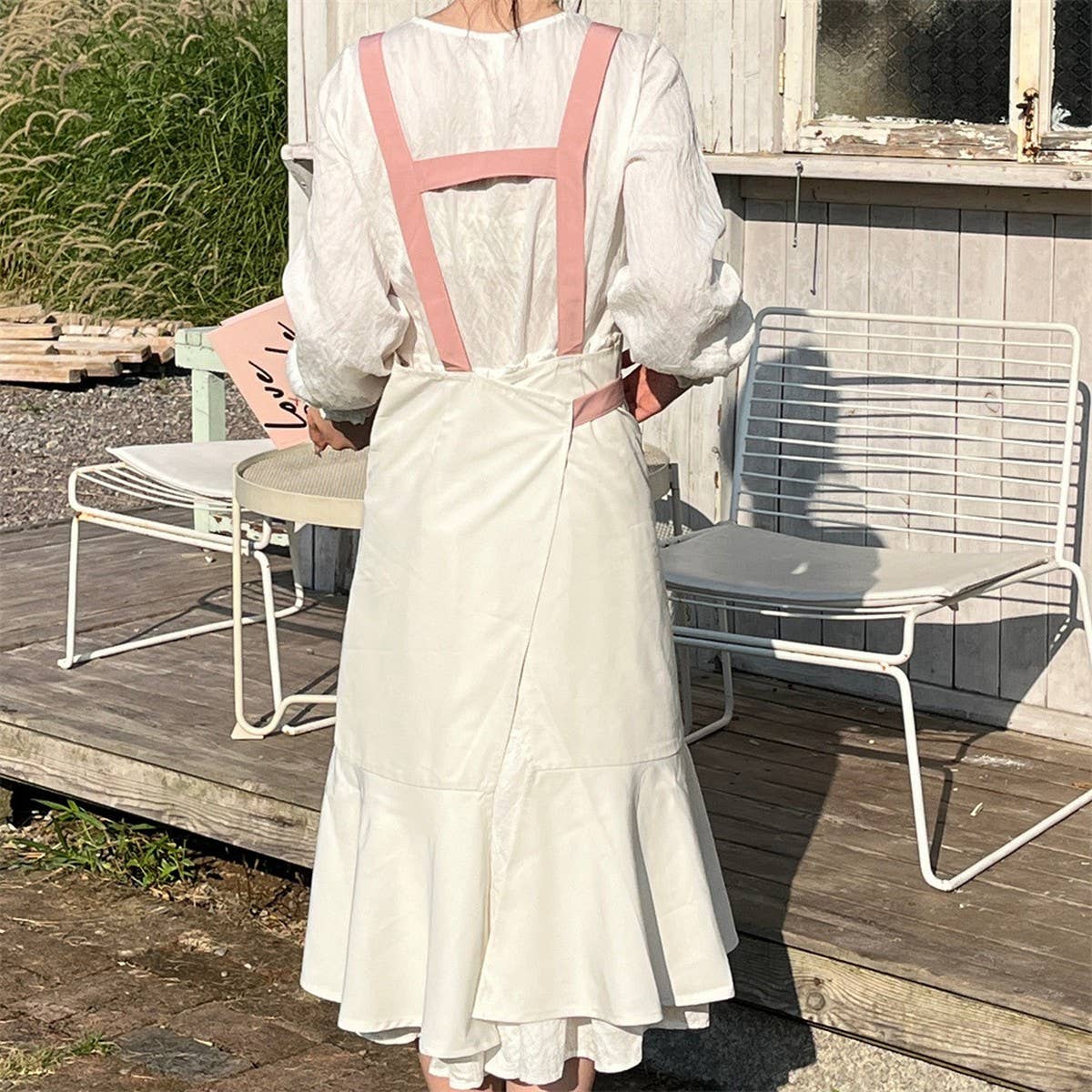 WATERPROOF AND ANTI-FOULING FISHTAIL APRON