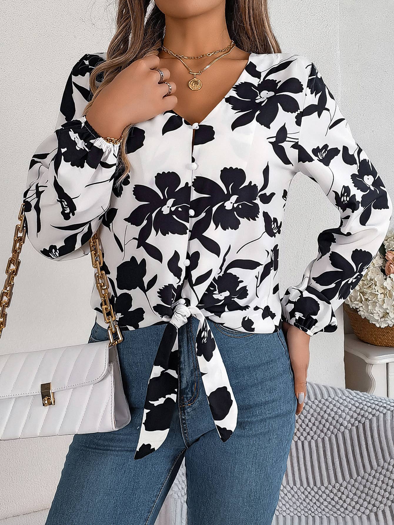 COLORFUL FLOWER LANTERN SLEEVE LACE-UP CHIFFON TOP