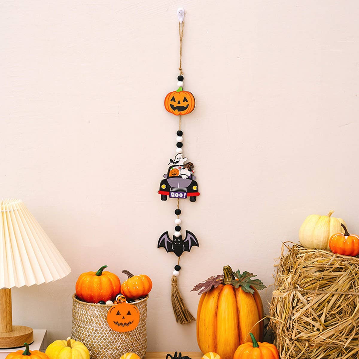 CWMM10241_HALLOWEEN BEAD GARLAND WITCH PUMPKIN BAT DECOR