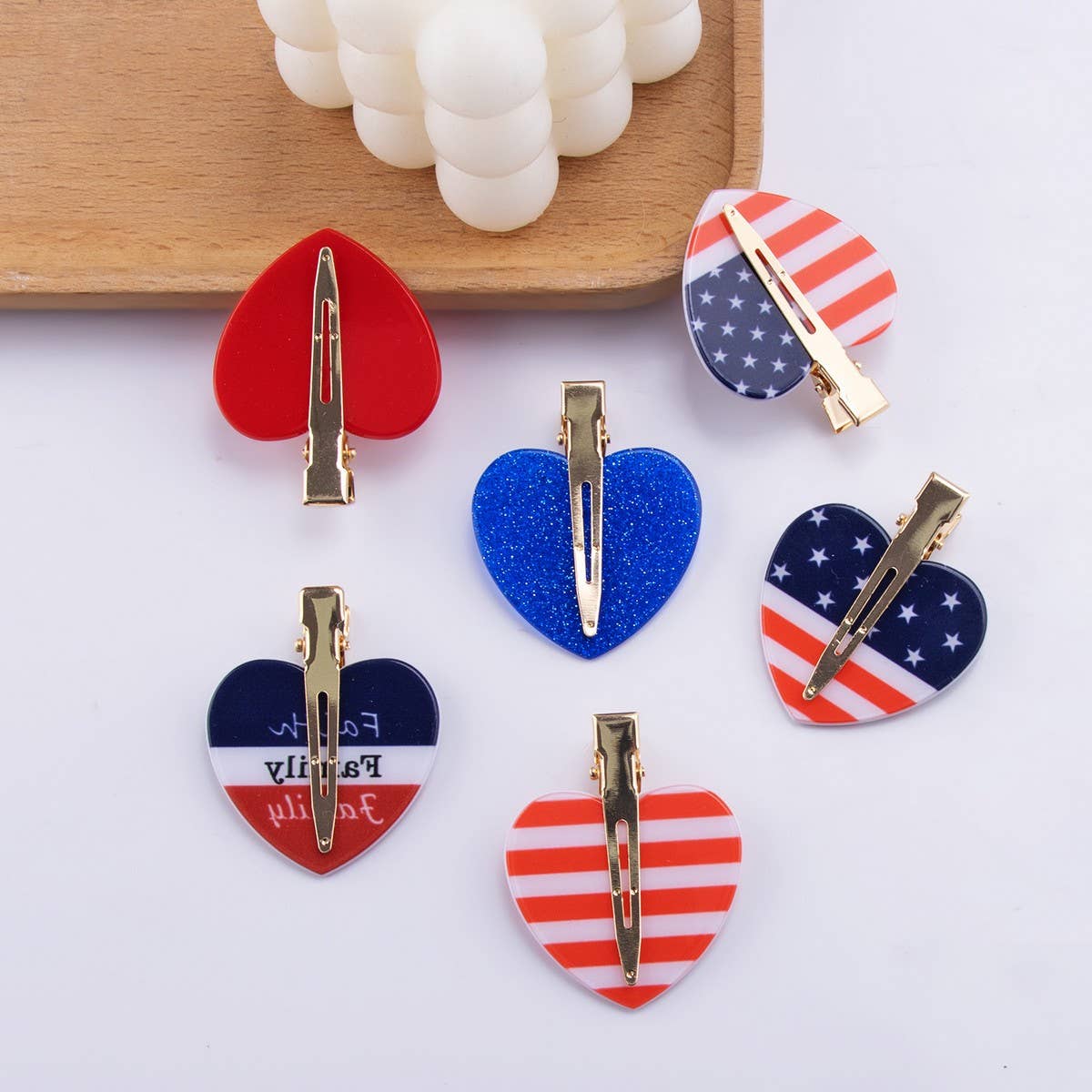 CWAHA1247_AMERICAN FLAG HEART SHAPED HAIR CLIPS