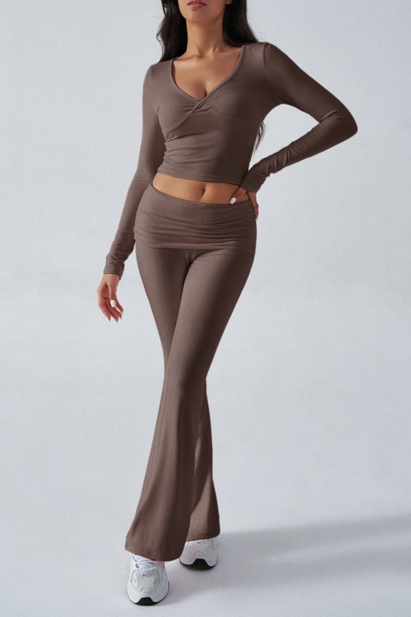 CWSS0769_SLIM-FIT V-NECK LONG SLEEVE TOP SHORT PANT SUIT