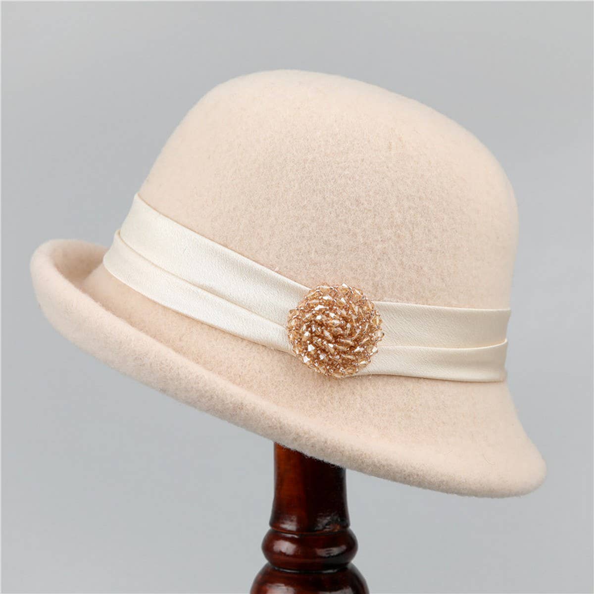 FRENCH RETRO WARM BUCKET HAT WITH PLEATED EDGES_CWAH1794