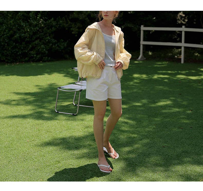 Breathable drawstring hooded sunscreen coat