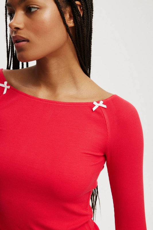 CWTBLL3964_OFF SHOULDER LONG SLEEVE SLIM FIT TEE TOP