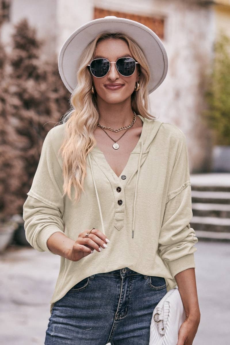 CWTBLL2714_V-NECK BUTTON-UP LONG-SLEEVED HOODED TOP