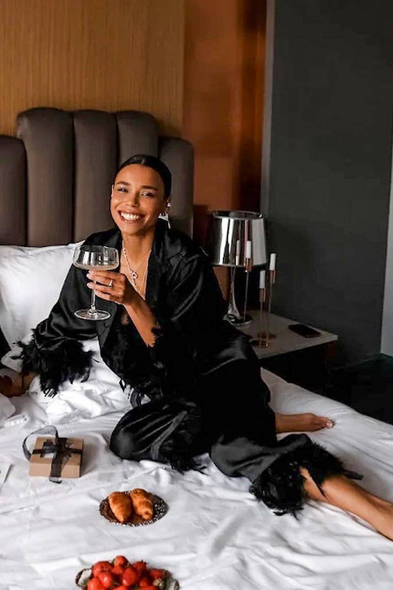 CWSPJ0320_SATIN STITCHING FEATHER PAJAMAS TWO-PIECE SET