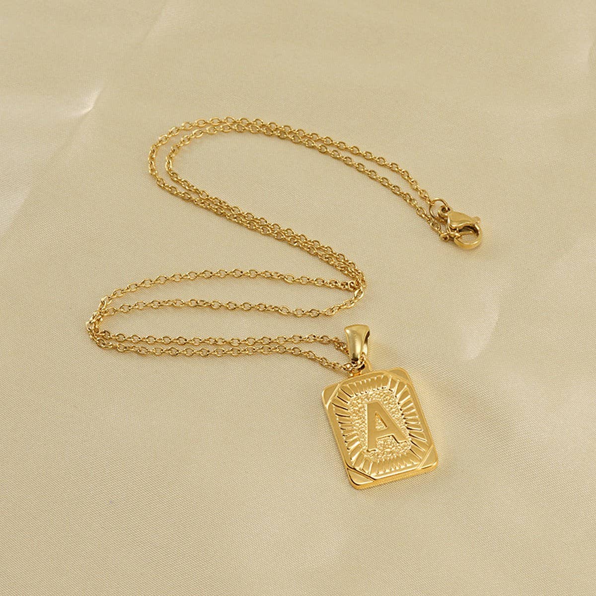 CWAJE1937_Square Stainless Steel Letter Fashion Necklace