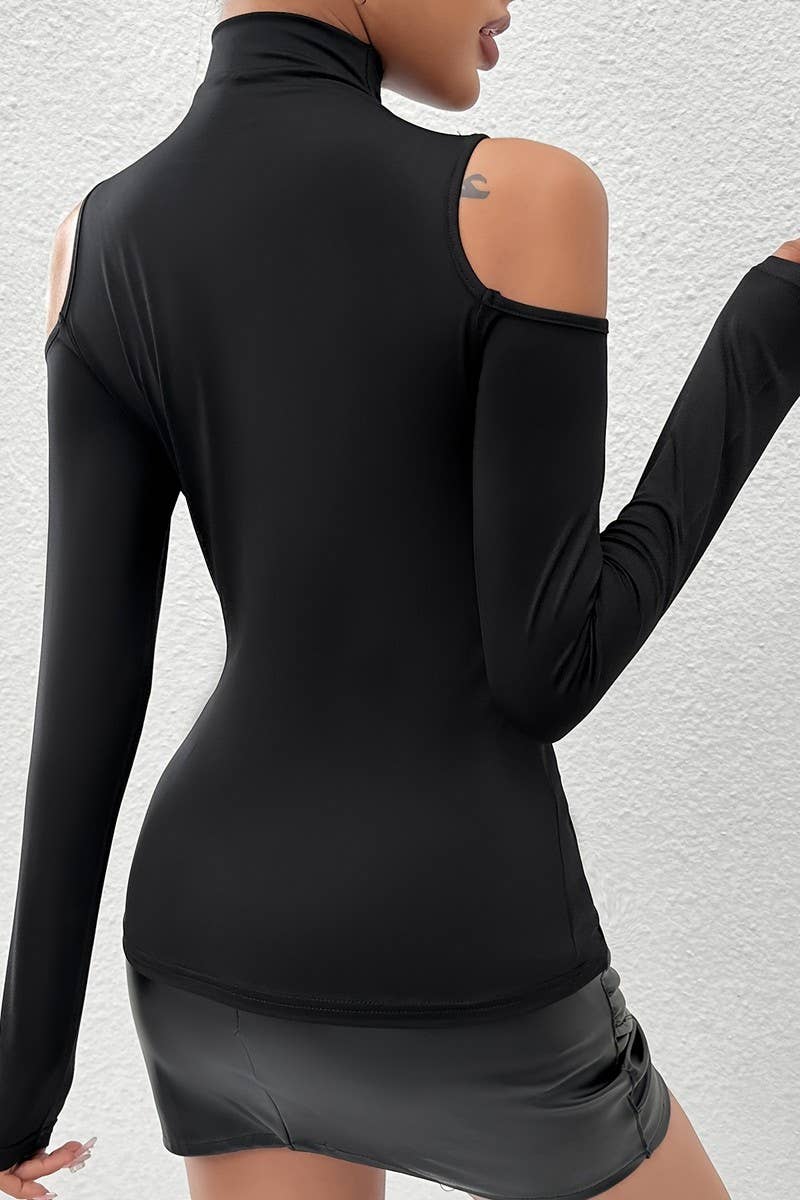 CWTBLL3517_HEAVY-DUTY RHINESTONE HIGH-NECK OFF-SHOULDER TOP