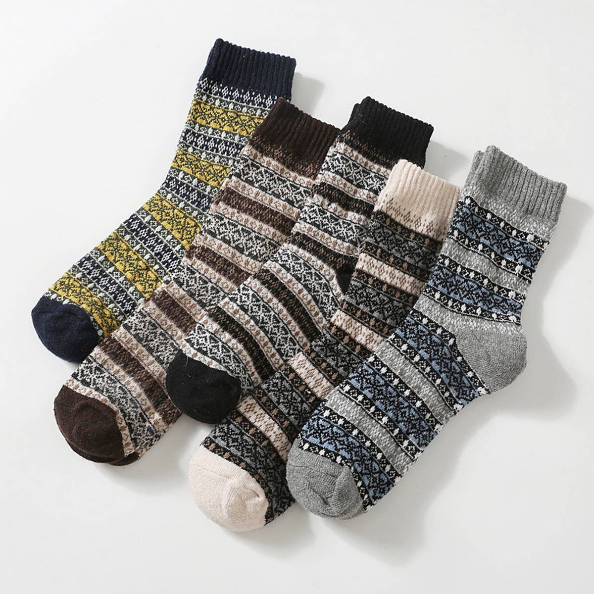 5 PAIRS OF MEN WINTER THICK WARM MID-TUBE SOCKS_CWMS0685