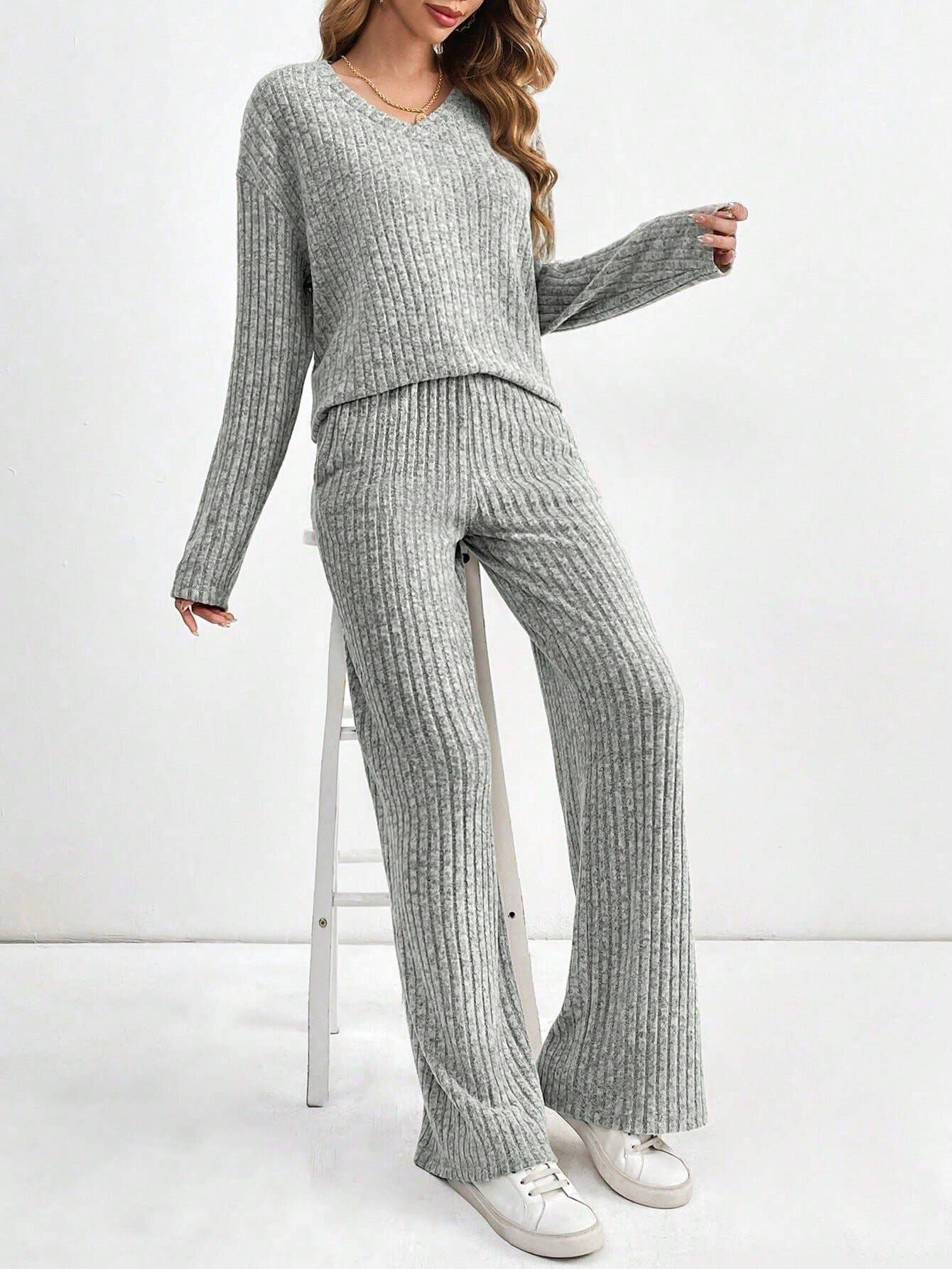 Casual straight-leg pants V-neck striped suit
