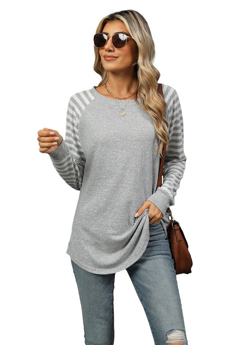 CWTBLL3698_CONTRAST STRIPE CREW NECK SWALLOWTAIL TOP