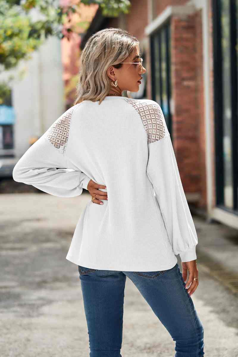 CWTBLL2845_FALL CREW-NECK LACE PATCHWORK LONG-SLEEVED TOP