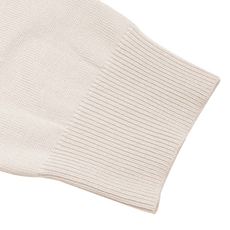 CREW-NECK LONG-SLEEVED SOLID COLOR SWEATER