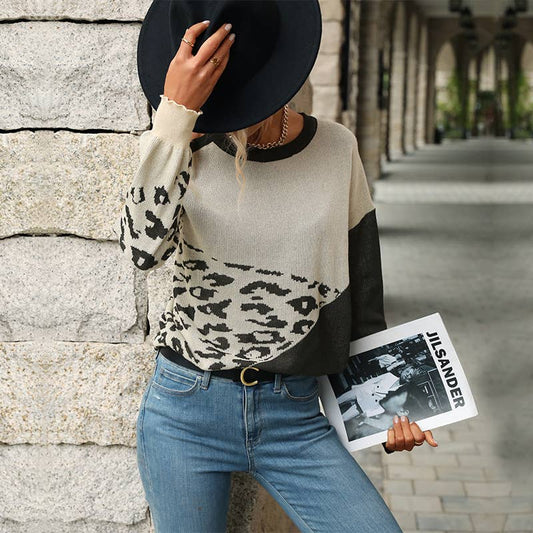 COLOR-MATCHING LONG-SLEEVED HOLLOWED OUT SWEATER