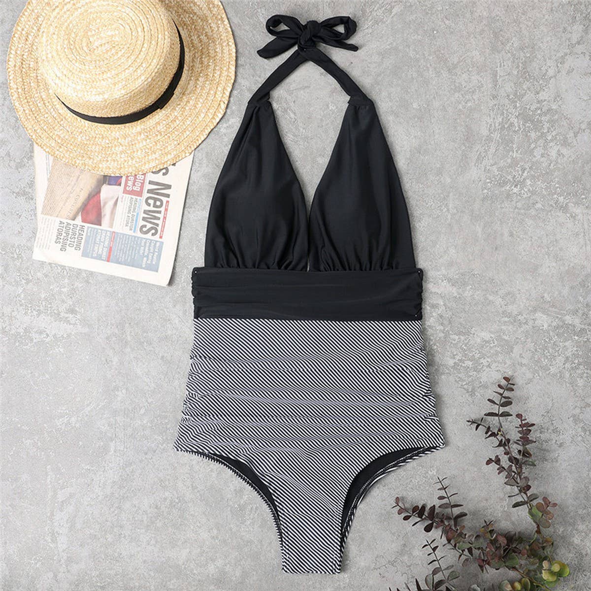 WOMEN'S HALTER BACKLESS ONE-PIECE SWIMSUIT