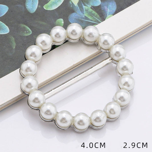 LUSTROUS SCARF RING WITH ROUND PEARL INLAY