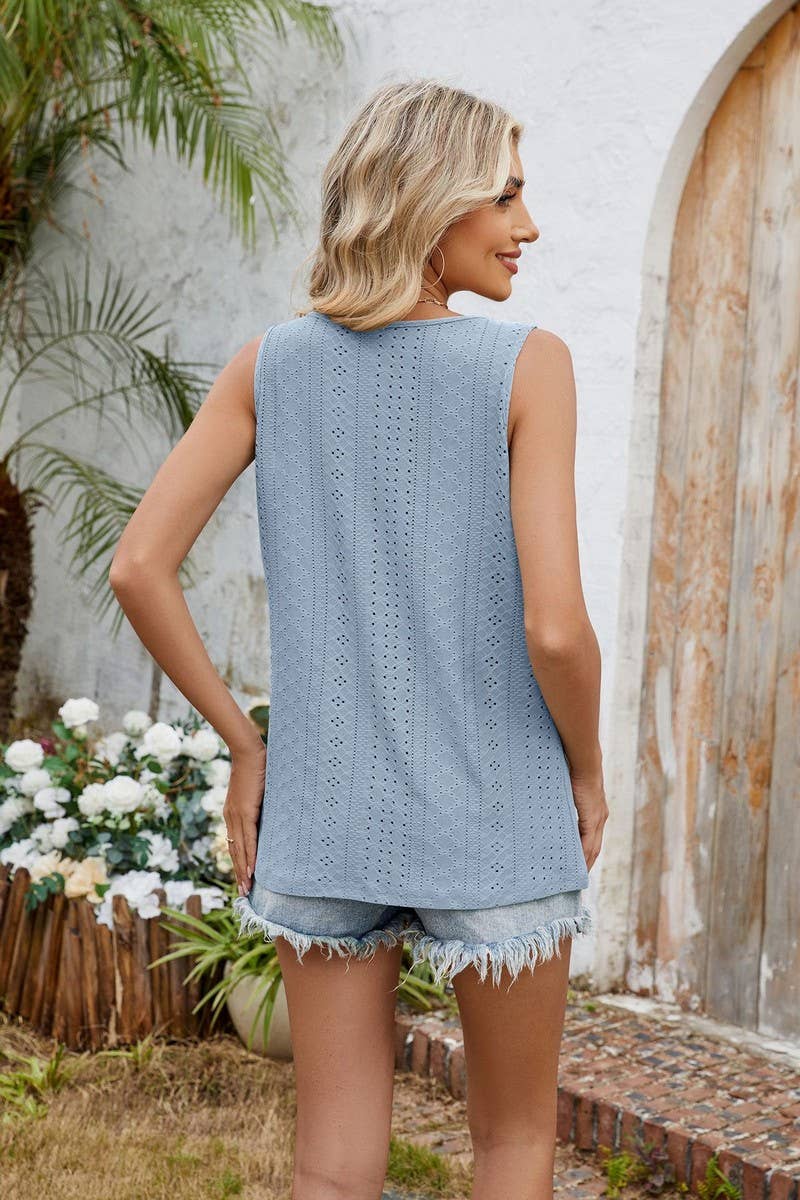 CWTBLSL0679_ROUND NECK CUTOUT PLEATED SLEEVELESS T-SHIRT TOP