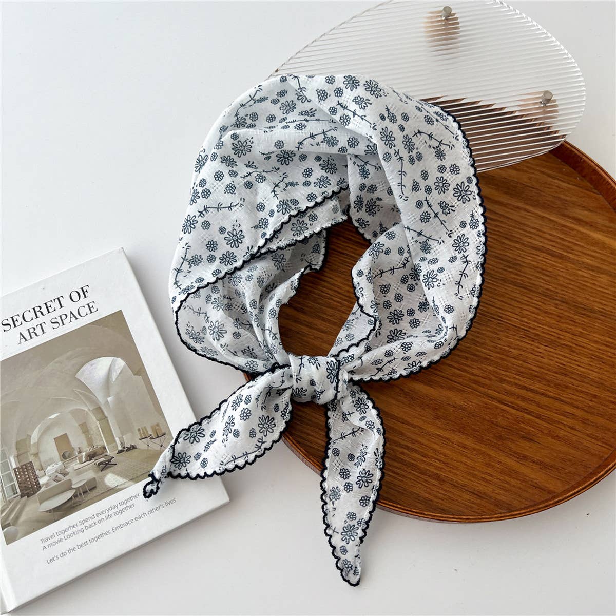 Lace Trim Cotton Linen Floral Triangle Scarf