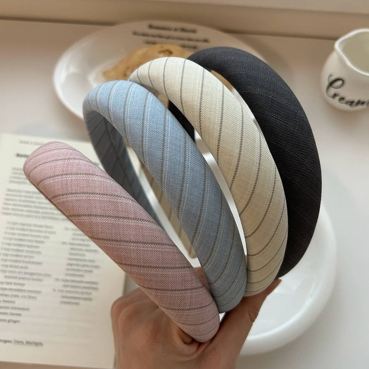 NEW HIGH-END SIMPLE STRIPED HEADBAND