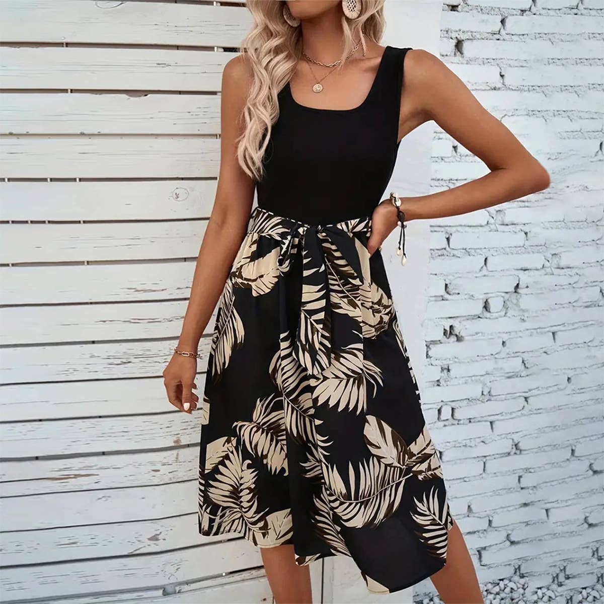 CASUAL HOLIDAY SUN PROTECTION FLORAL BEACH DRESS