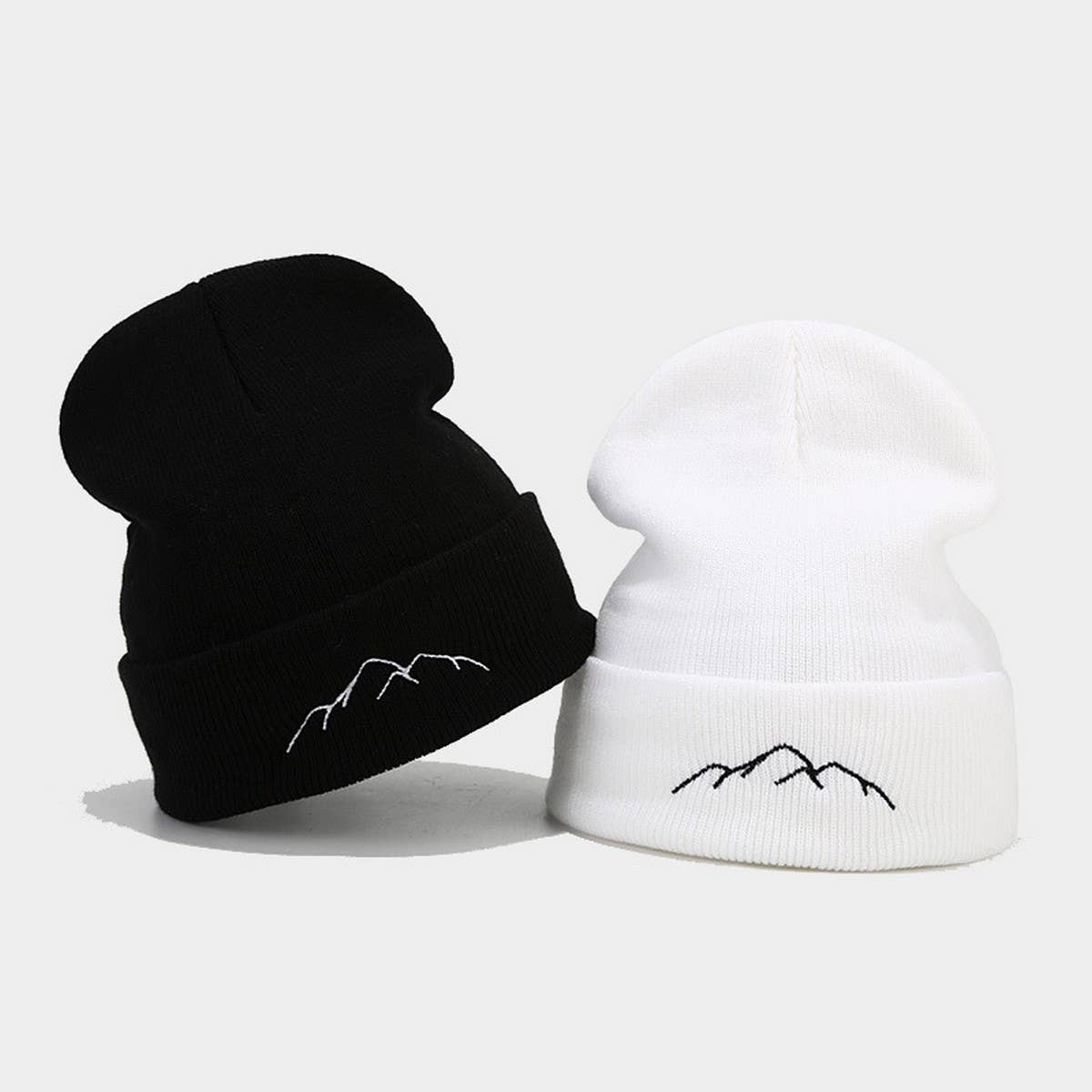 PATAGONIA PEAKS EMBROIDERED KNITTED HAT_CWAH2079
