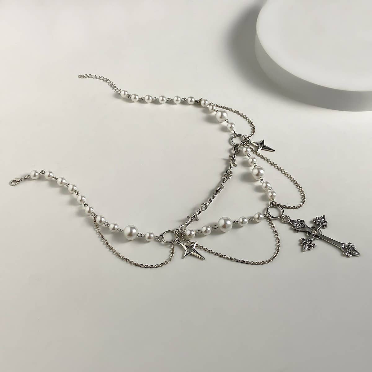 PEARL BEADED NECKLACE WITH PENDANT_CWAJE1157