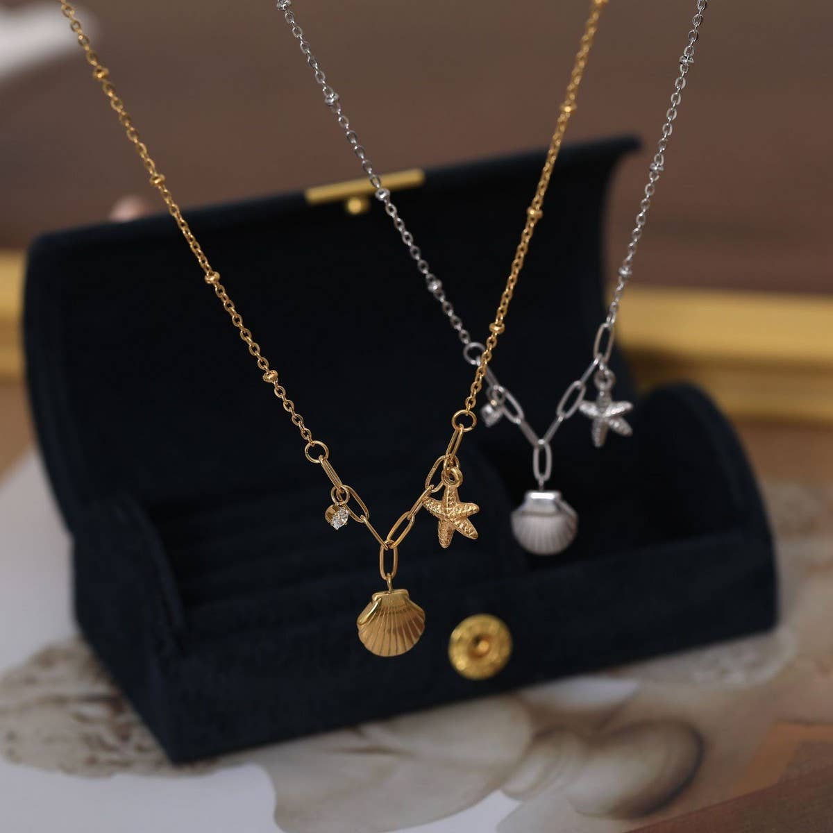 STAINLESS STEEL OCEAN STYLE SHELL PEARL NECKLACE_CWMM3918