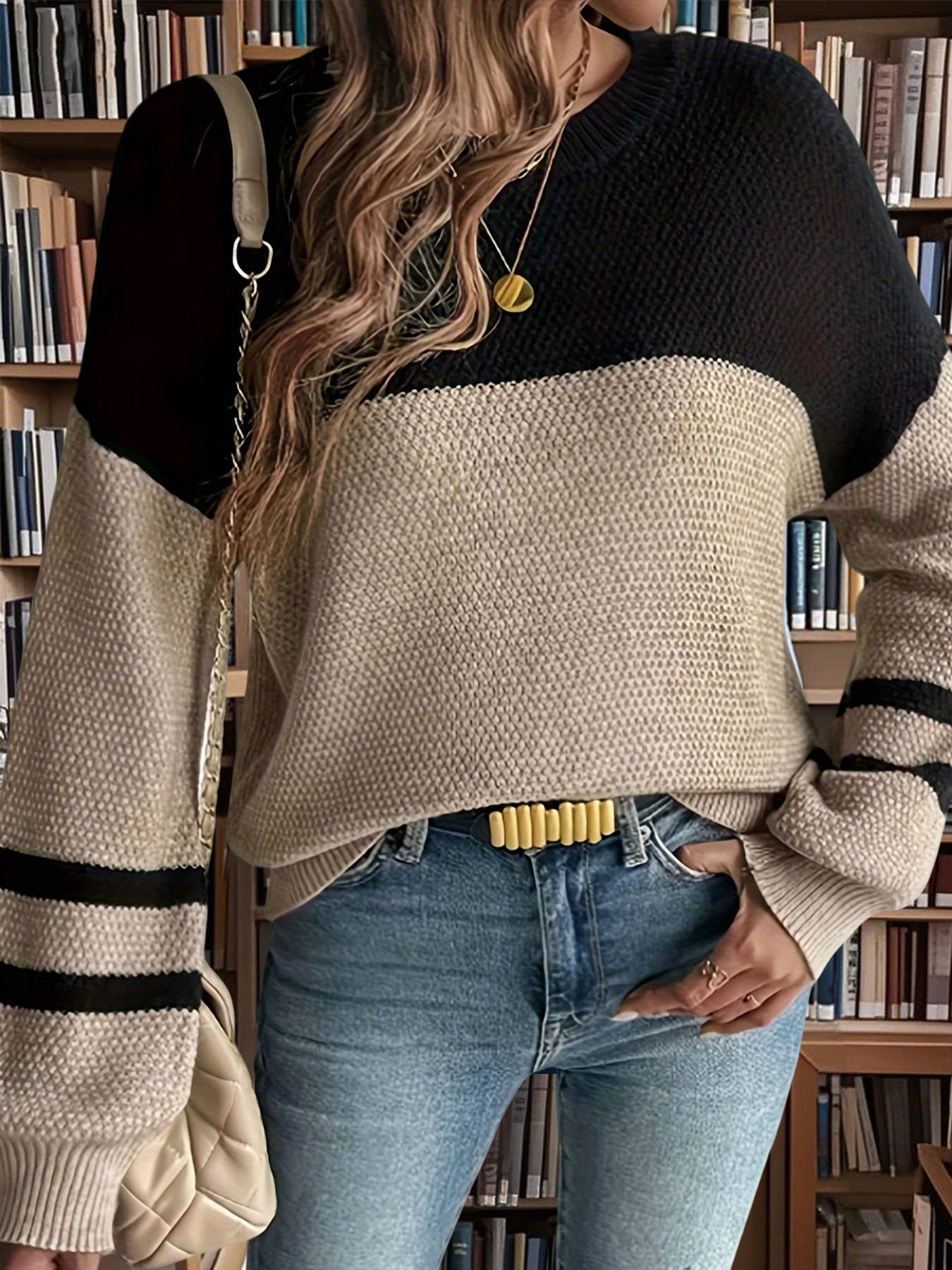 Color-blocked long-sleeved round-neck sweater