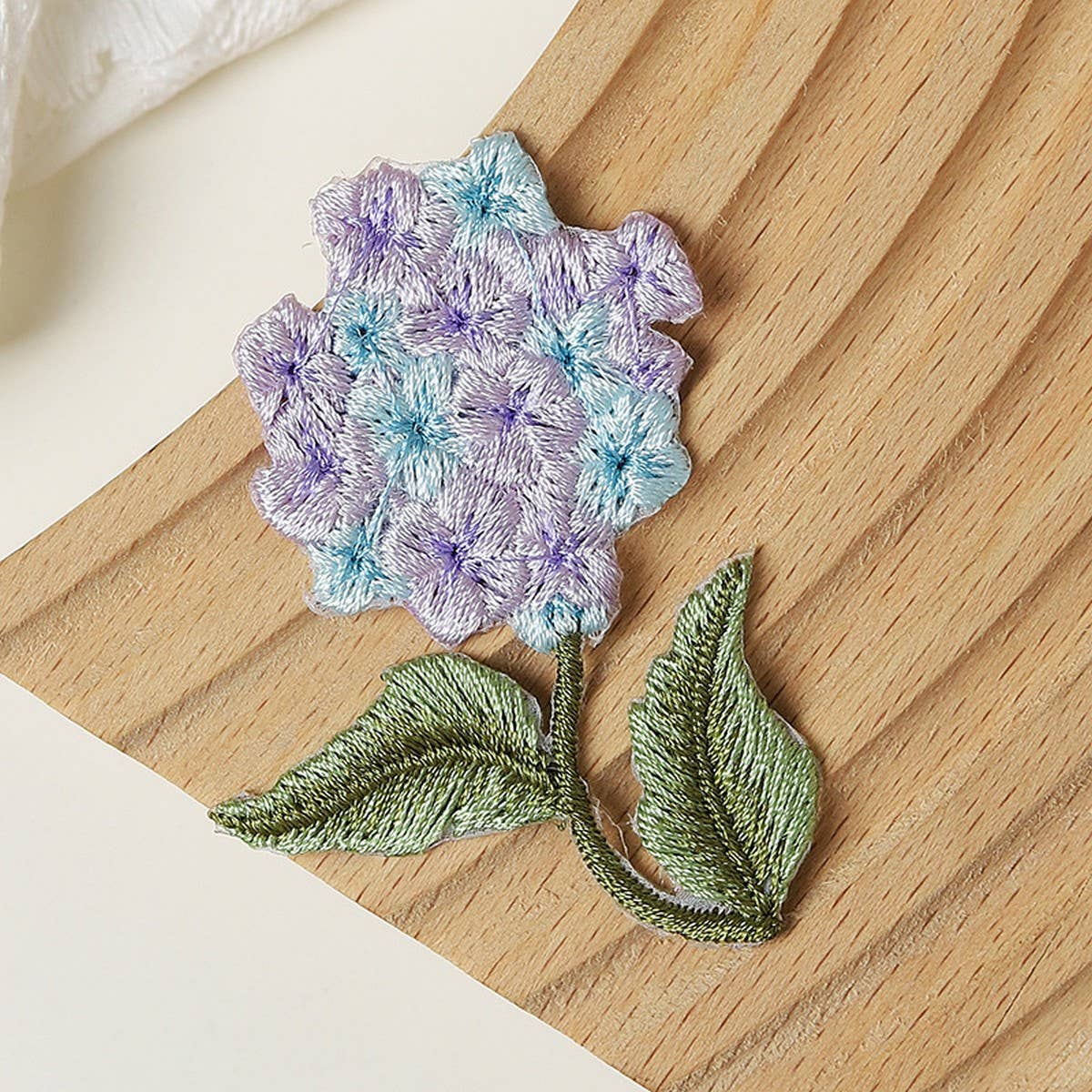 3D Flower Embroidered Patch for Stain Repair_CWMM5923